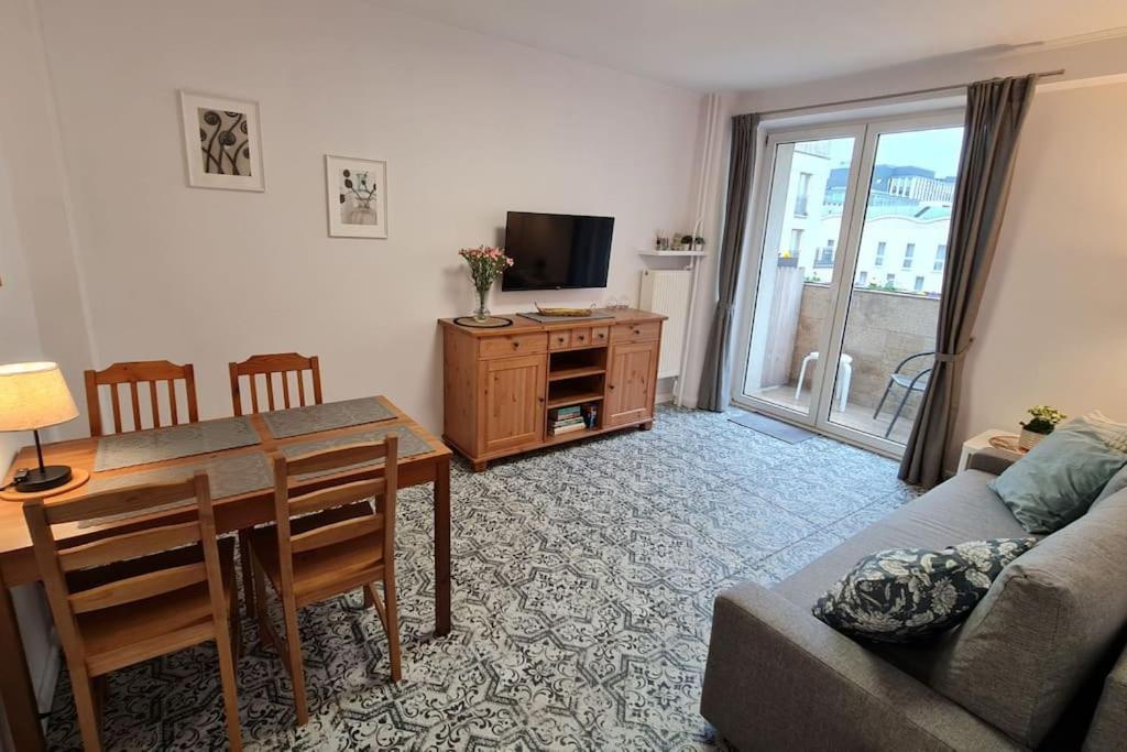 Apartament Zachodni Z Balkonem 4 Osoby Varşova Dış mekan fotoğraf