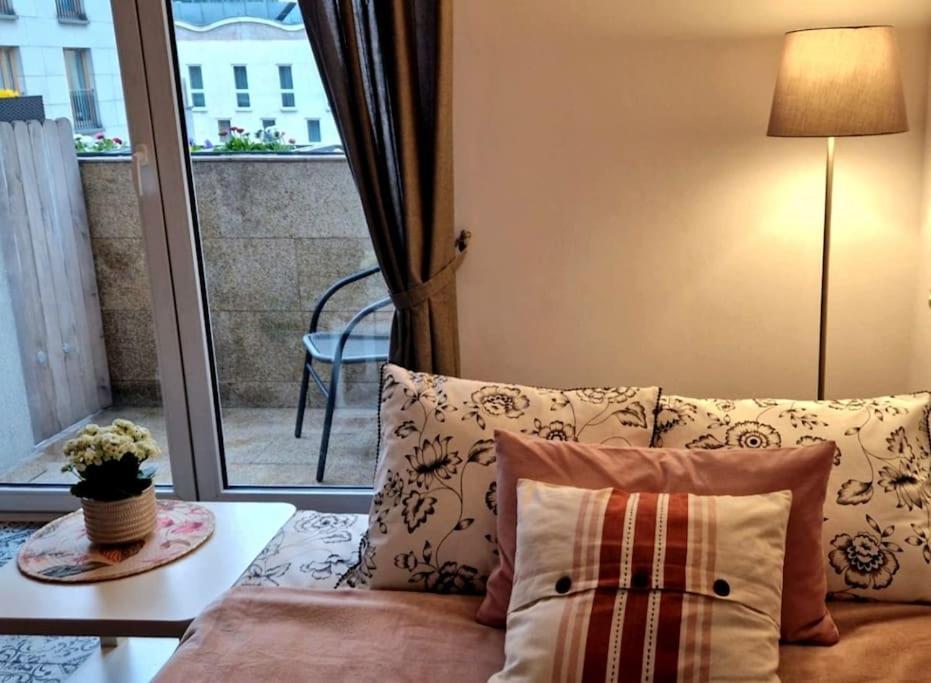 Apartament Zachodni Z Balkonem 4 Osoby Varşova Dış mekan fotoğraf
